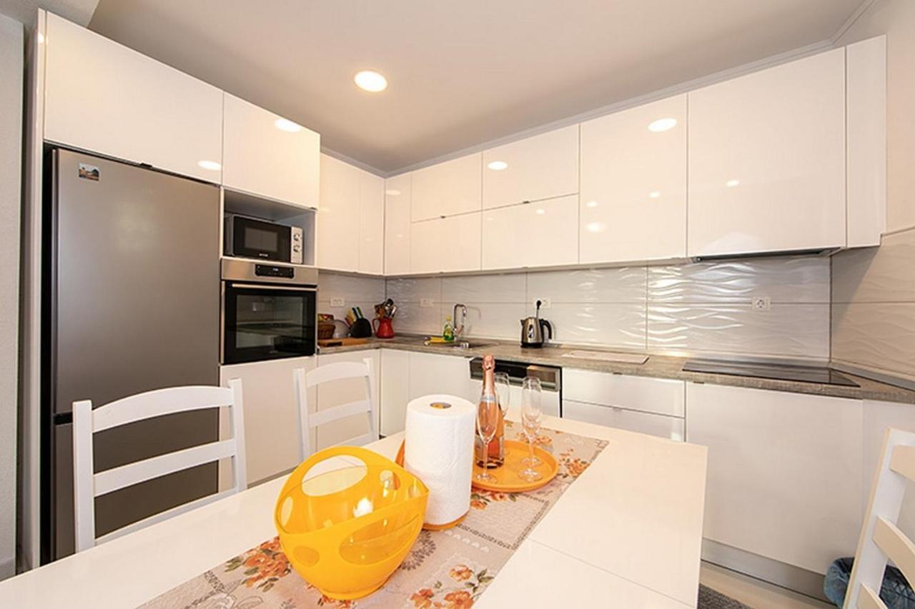 Apartment Tucepi 6695A Exterior photo