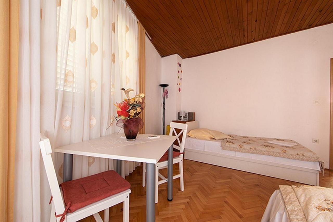 Apartment Tucepi 6695A Exterior photo